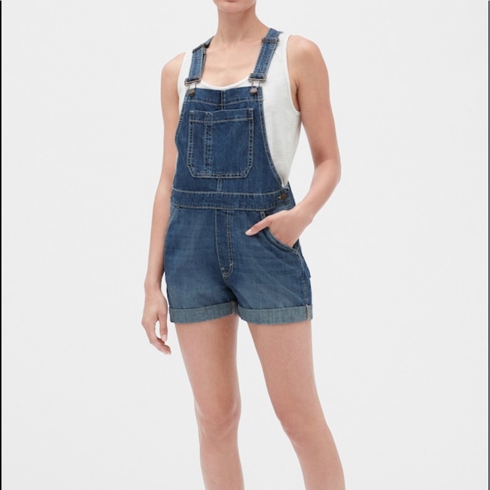 Gap Maternity overall size small